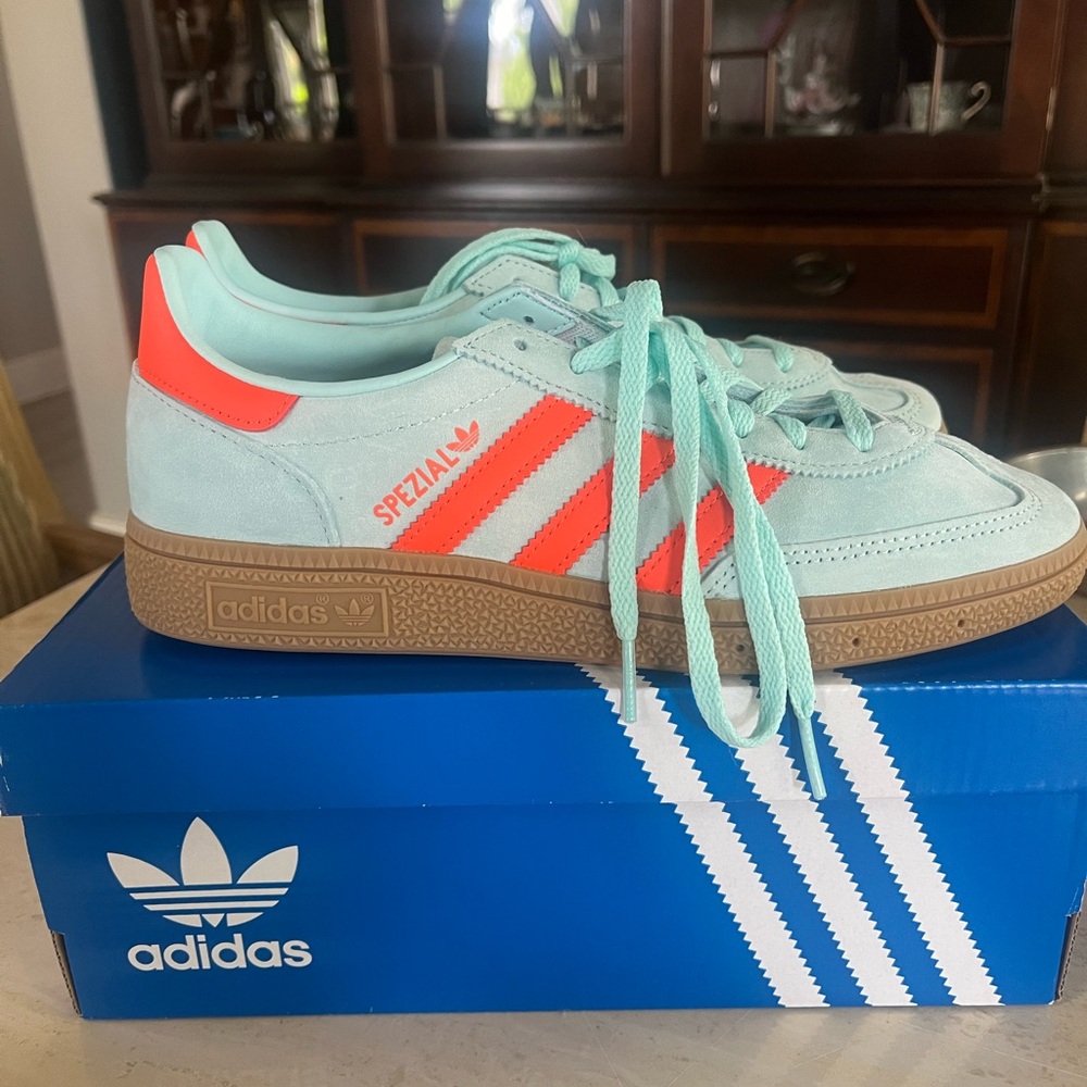 NWT Adidas Handball Spezials Size 7.5